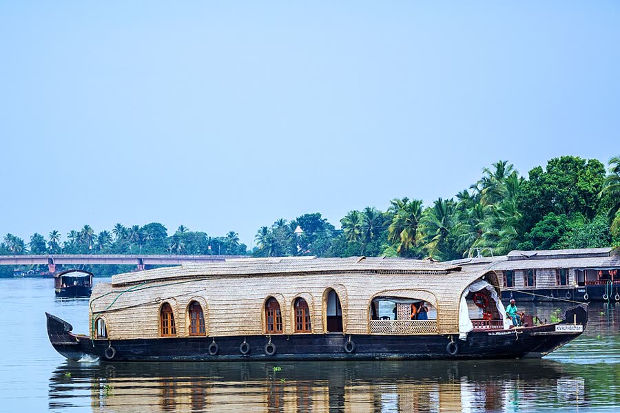 Houseboat cruising the Alleppey backwaters, Kerala