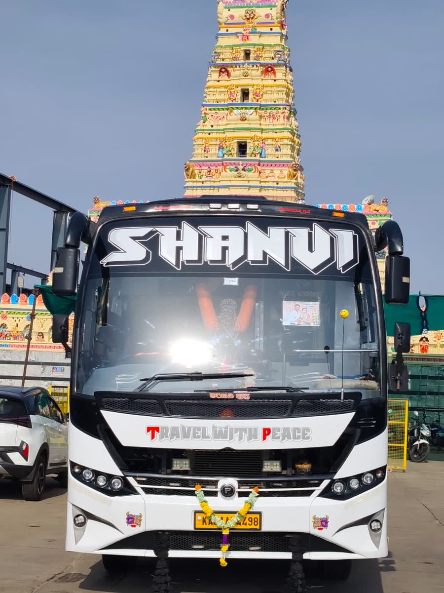 Pilgrimage and package tour bus rental
