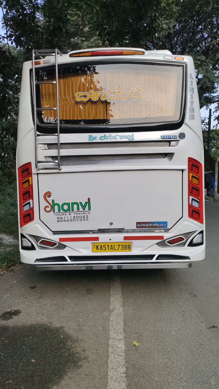 Shanvi Tours & Travels Vehicle 1